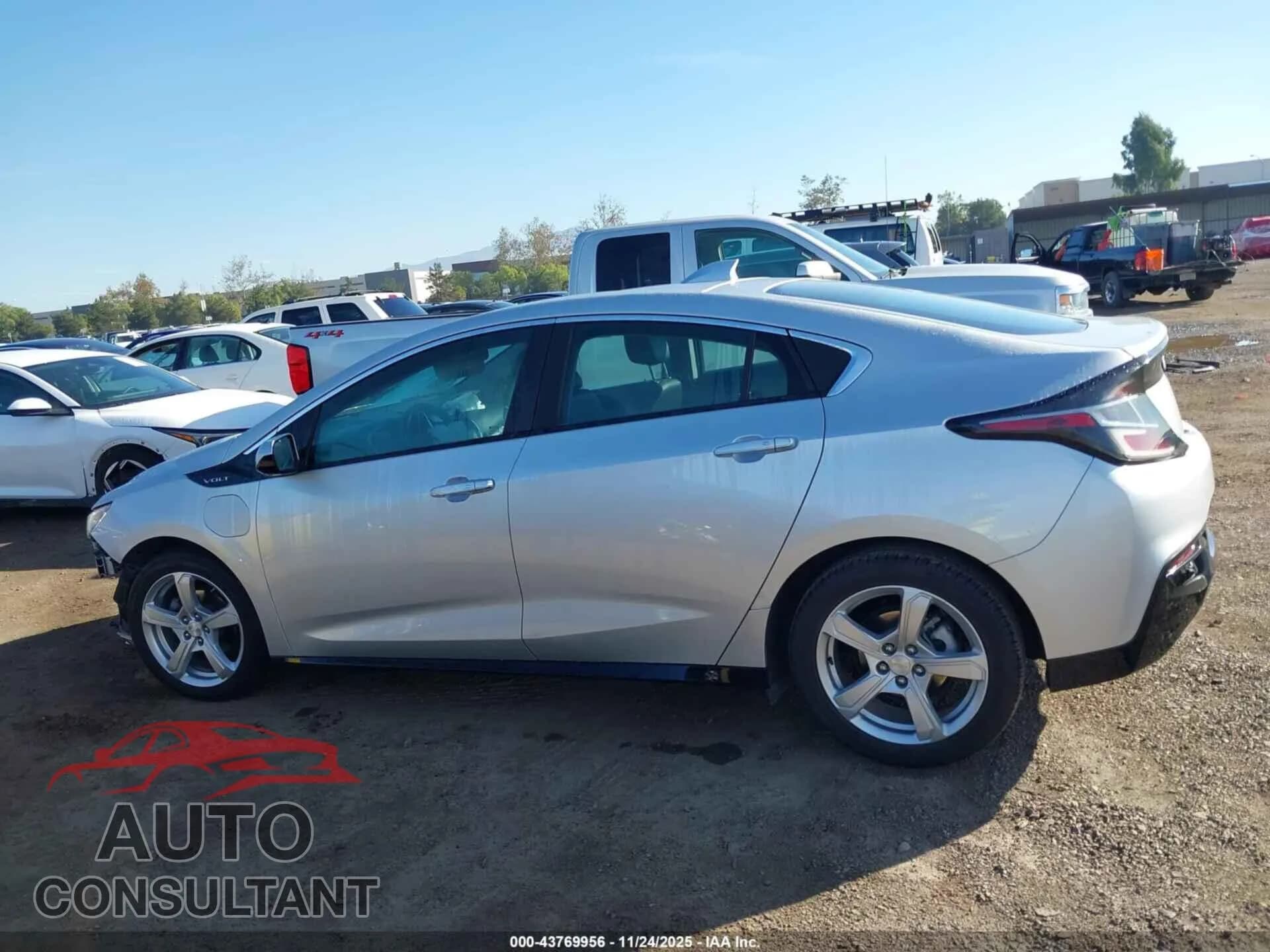 2017 CHEVROLET VOLT Damaged VIN 1G1RC6S52HU159108 – photo 14 2017 CHEVROLET VOLT Damaged VIN 1G1RC6S52HU159108 – photo 14