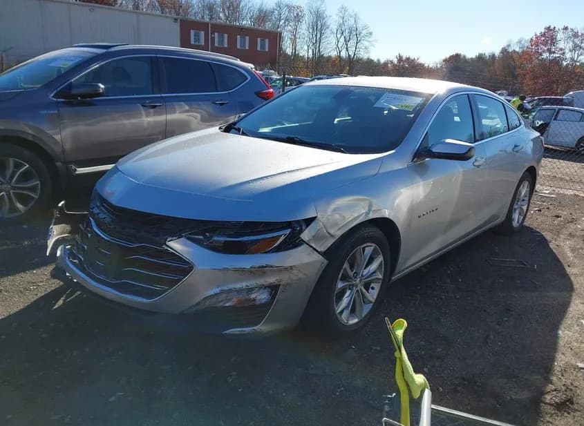 2019 CHEVROLET Malibu Used VIN 1G1ZD5ST7KF163284 – front exterior 2019 CHEVROLET Malibu Used VIN 1G1ZD5ST7KF163284 – front exterior