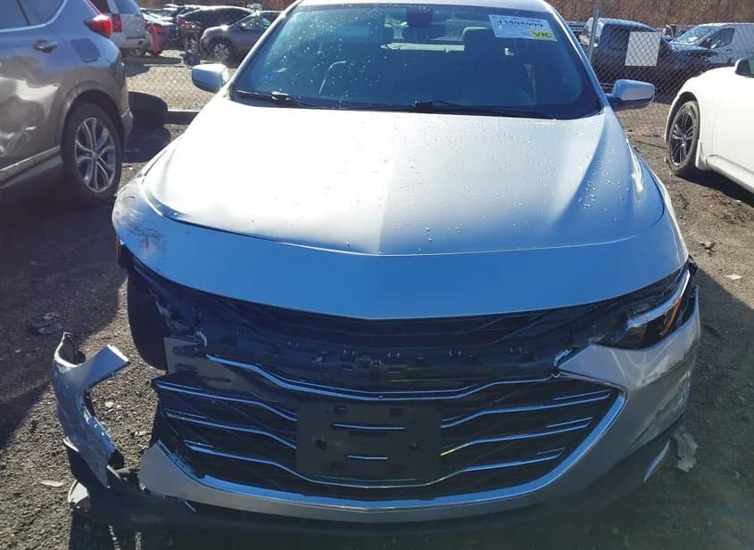 2019 CHEVROLET Malibu Used VIN 1G1ZD5ST7KF163284 – photo 16 2019 CHEVROLET Malibu Used VIN 1G1ZD5ST7KF163284 – photo 16