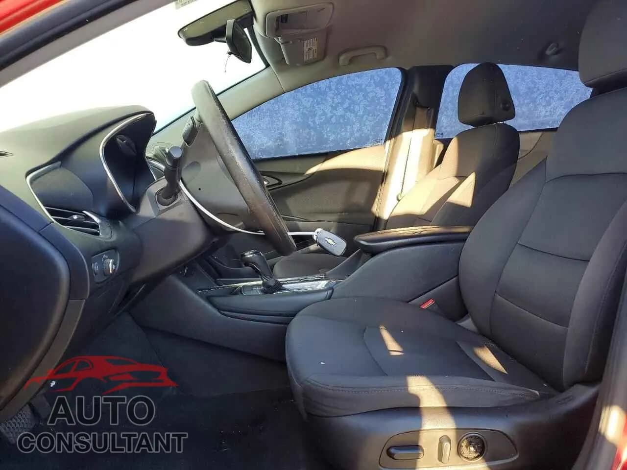 2018 CHEVROLET MALIBU Used VIN 1G1ZD5STXJF260557 – exterior detail 2018 CHEVROLET MALIBU Used VIN 1G1ZD5STXJF260557 – exterior detail