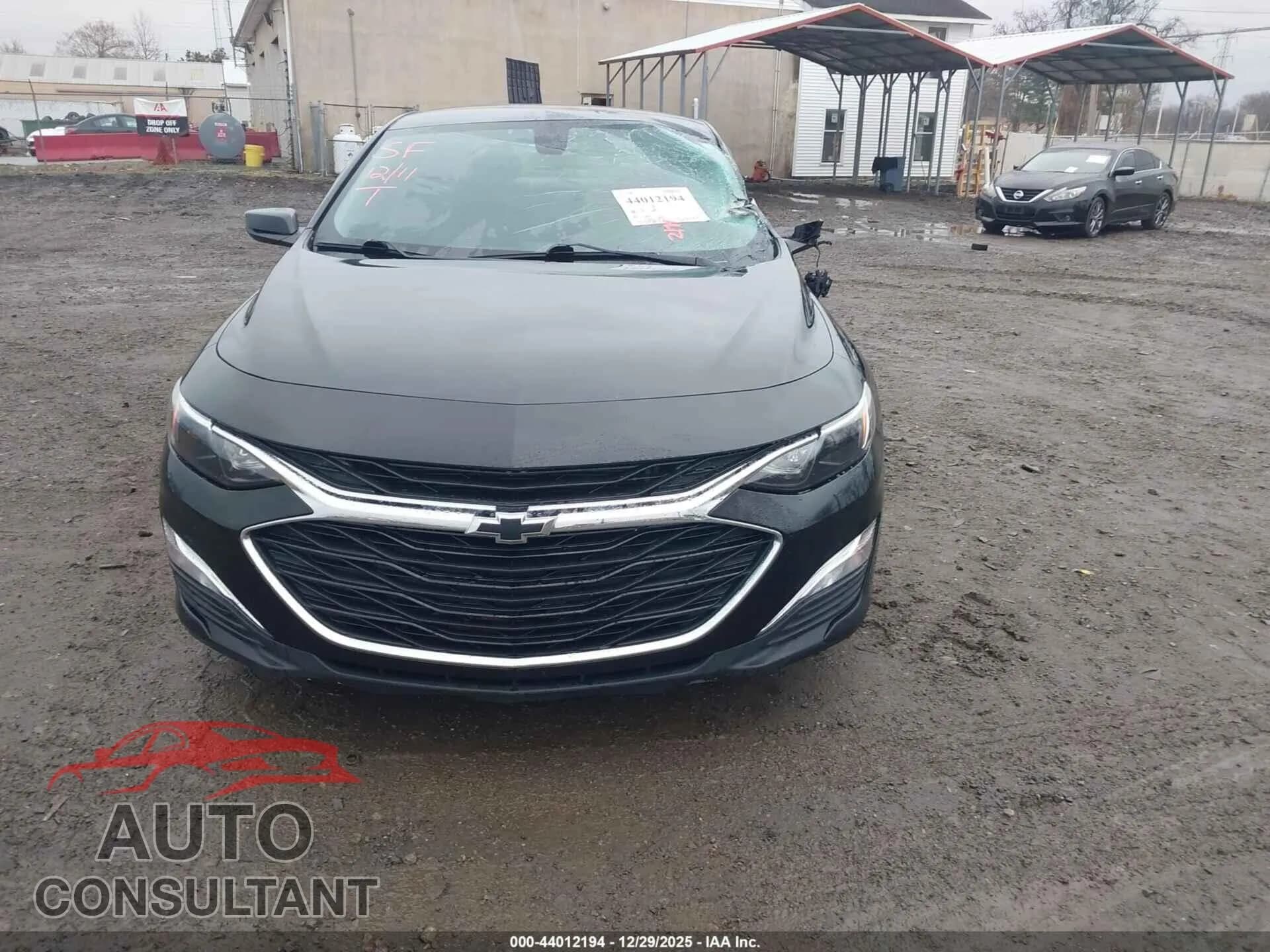 2020 CHEVROLET MALIBU Damaged VIN 1G1ZG5ST8LF143313 – photo 11 2020 CHEVROLET MALIBU Damaged VIN 1G1ZG5ST8LF143313 – photo 11