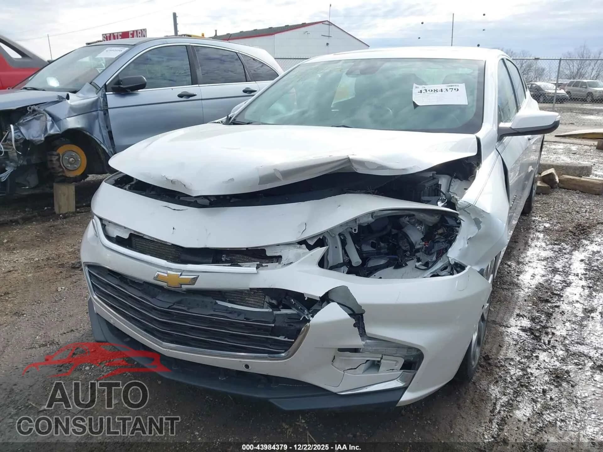 2017 CHEVROLET MALIBU Damaged VIN 1G1ZH5SX7HF152298 – engine bay 2017 CHEVROLET MALIBU Damaged VIN 1G1ZH5SX7HF152298 – engine bay