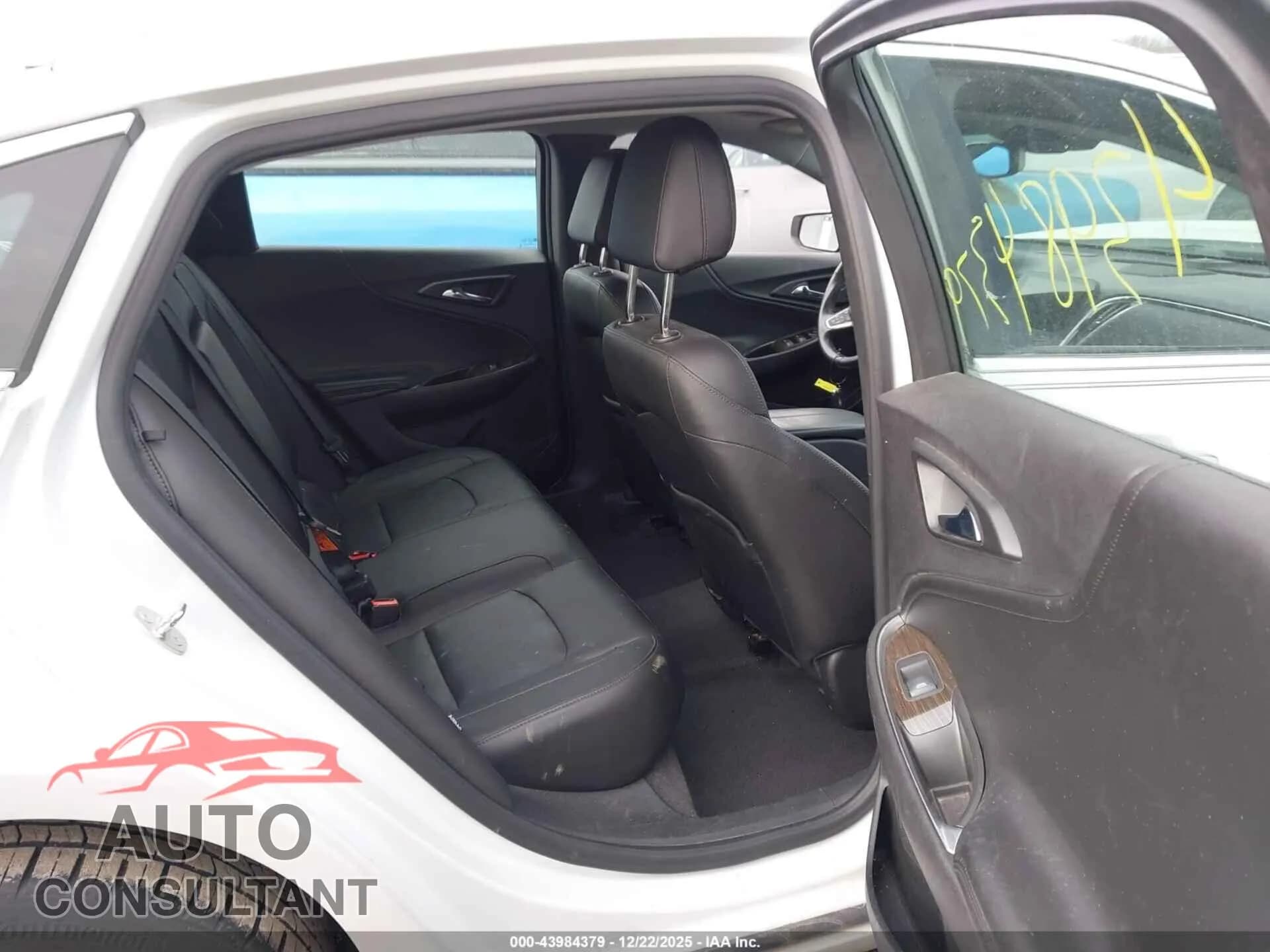 2017 CHEVROLET MALIBU Damaged VIN 1G1ZH5SX7HF152298 – undercarriage 2017 CHEVROLET MALIBU Damaged VIN 1G1ZH5SX7HF152298 – undercarriage