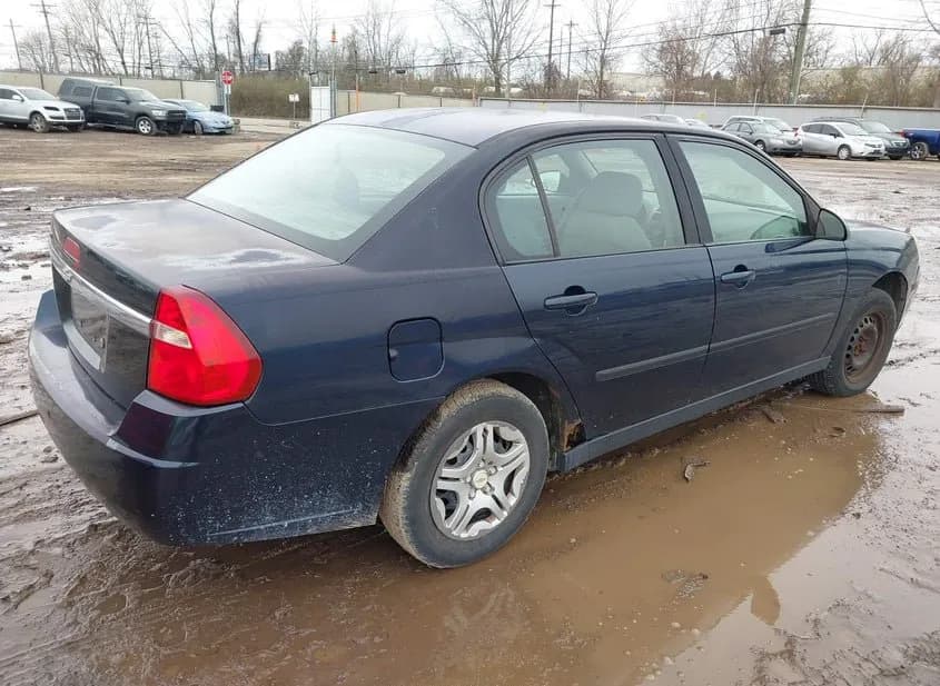2005 CHEVROLET MALIBU Used VIN 1G1ZS52FX5F289238 – interior seats 2005 CHEVROLET MALIBU Used VIN 1G1ZS52FX5F289238 – interior seats