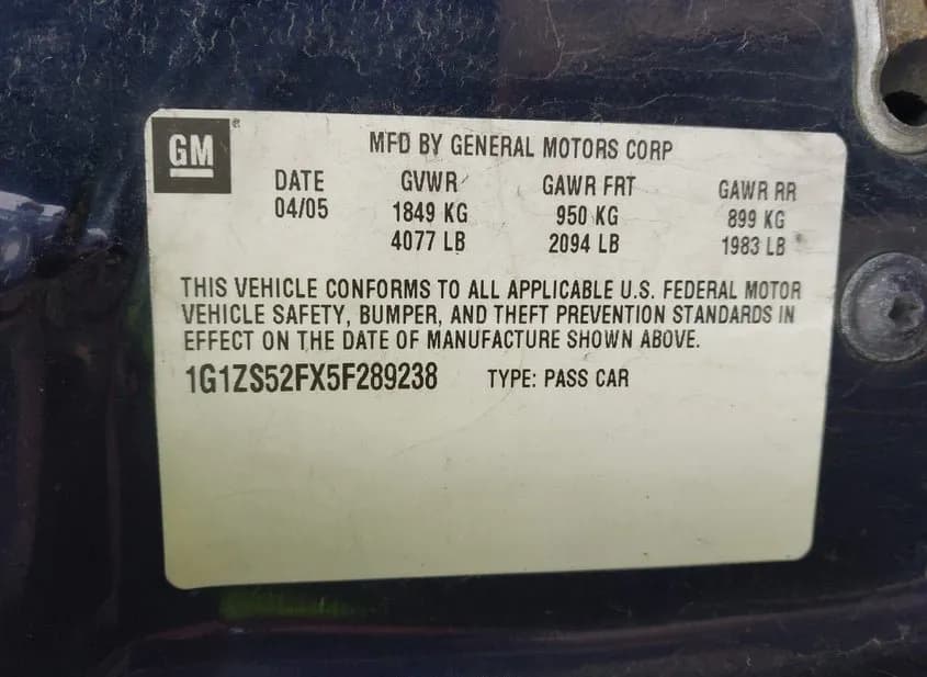 2005 CHEVROLET MALIBU Used VIN 1G1ZS52FX5F289238 – undercarriage 2005 CHEVROLET MALIBU Used VIN 1G1ZS52FX5F289238 – undercarriage