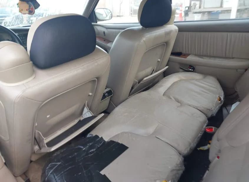 2000 BUICK Park Avenue Used VIN 1G4CW54K5Y4225969 – engine bay 2000 BUICK Park Avenue Used VIN 1G4CW54K5Y4225969 – engine bay