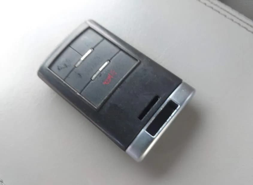 2012 CADILLAC CTS Used VIN 1G6DA1E36C0145834 – trunk area 2012 CADILLAC CTS Used VIN 1G6DA1E36C0145834 – trunk area