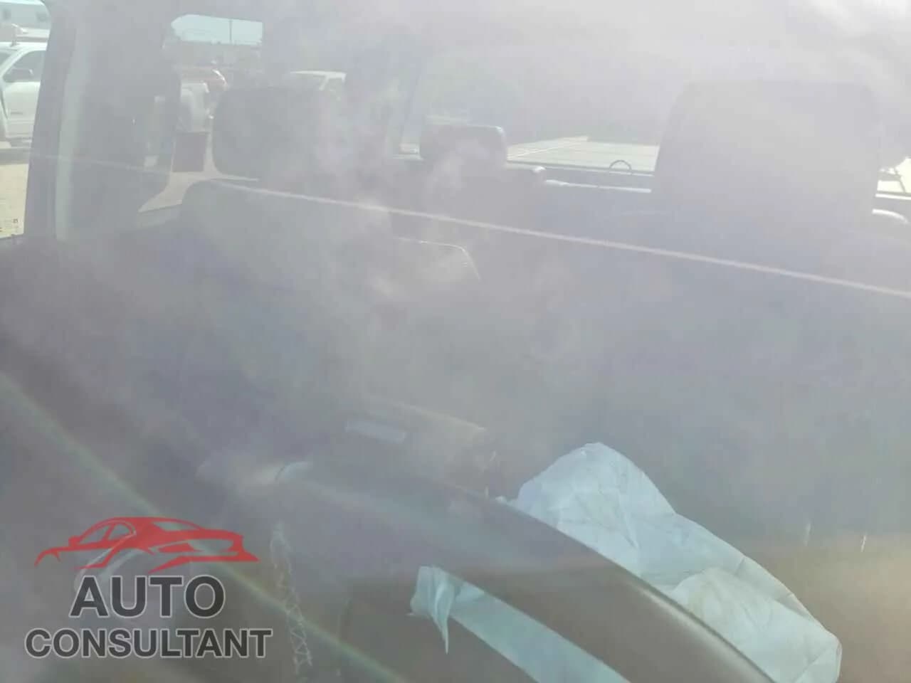 2017 CHEVROLET ALL Models Damaged VIN 1GC1KVEG6HF199694 – undercarriage 2017 CHEVROLET ALL Models Damaged VIN 1GC1KVEG6HF199694 – undercarriage