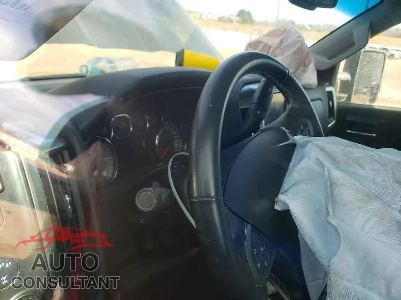 2017 CHEVROLET ALL Models Damaged VIN 1GC1KVEG6HF199694 – trunk area 2017 CHEVROLET ALL Models Damaged VIN 1GC1KVEG6HF199694 – trunk area