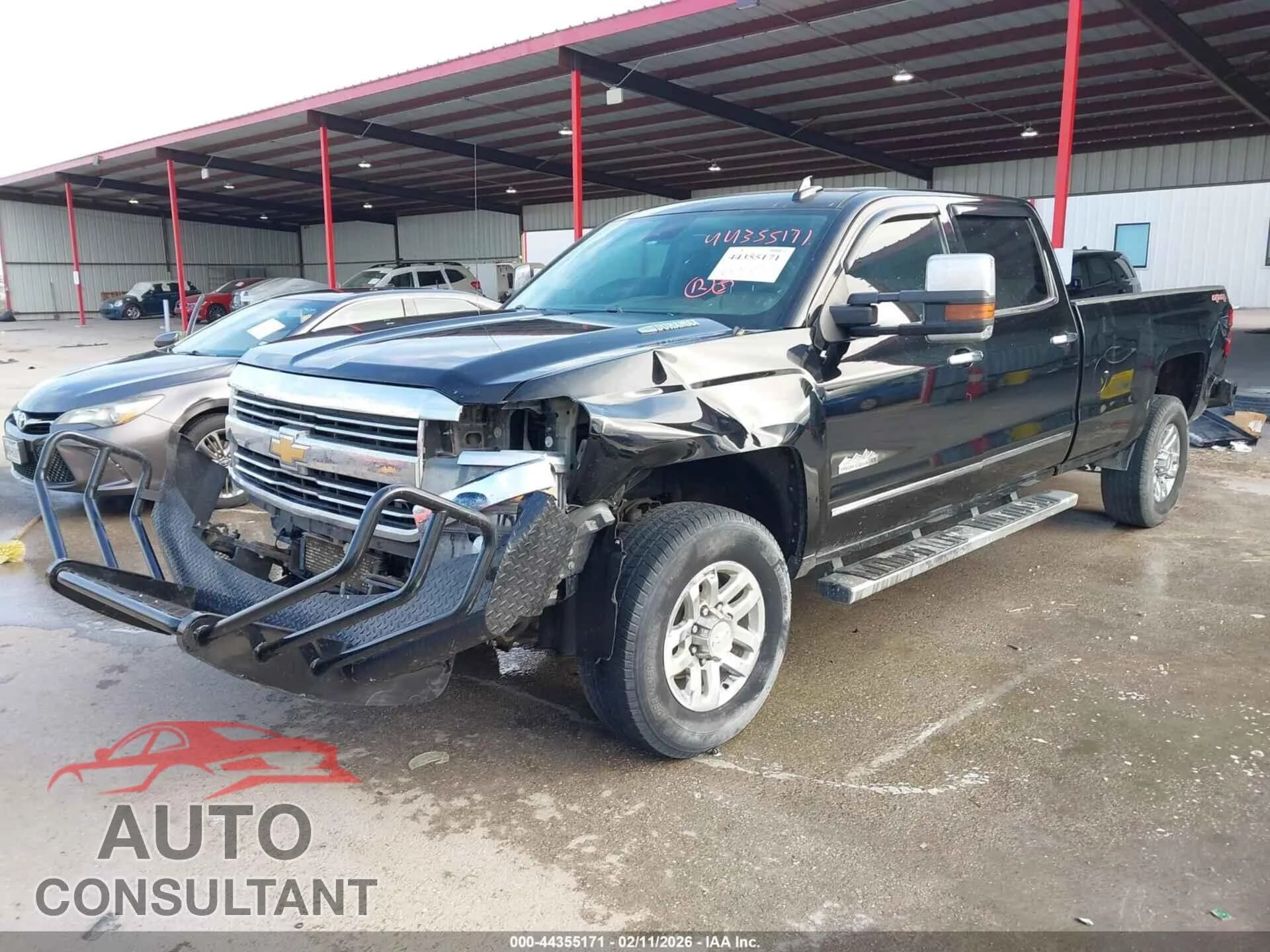 2015 CHEVROLET SILVERADO 3500HD Used VIN 1GC4K1E8XFF519630 – rear exterior 2015 CHEVROLET SILVERADO 3500HD Used VIN 1GC4K1E8XFF519630 – rear exterior