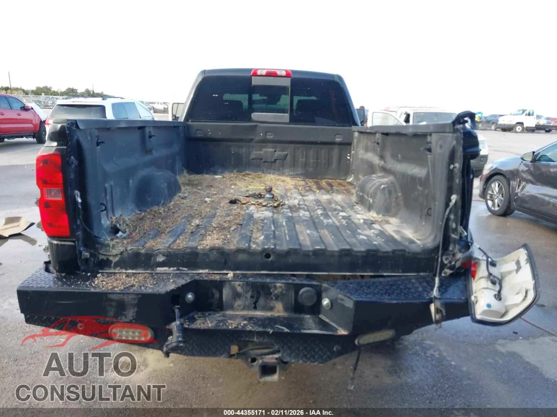 2015 CHEVROLET SILVERADO 3500HD Used VIN 1GC4K1E8XFF519630 – photo 19 2015 CHEVROLET SILVERADO 3500HD Used VIN 1GC4K1E8XFF519630 – photo 19