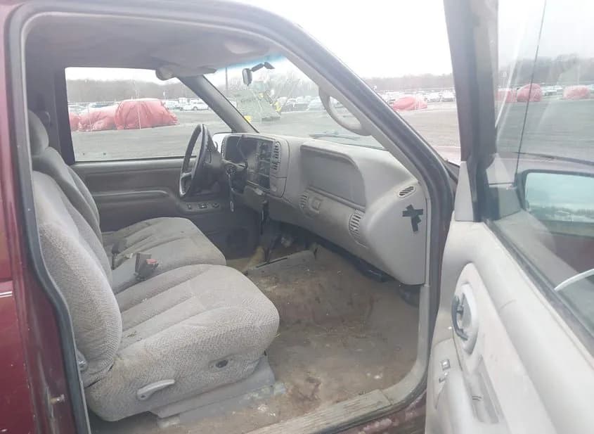 1998 CHEVROLET GMT-400 Used VIN 1GCEK19R9WE147226 – side profile 1998 CHEVROLET GMT-400 Used VIN 1GCEK19R9WE147226 – side profile