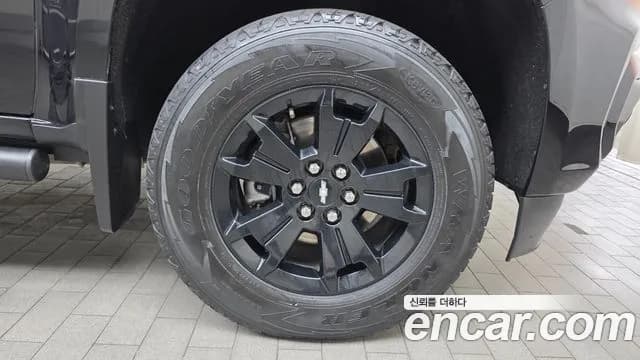2021 Chevrolet Real New Colorado 3.6 Z71-X Midnight 4WD Sold VIN 1GCPT9EN2M1230928 – side profile 2021 Chevrolet Real New Colorado 3.6 Z71-X Midnight 4WD Sold VIN 1GCPT9EN2M1230928 – side profile