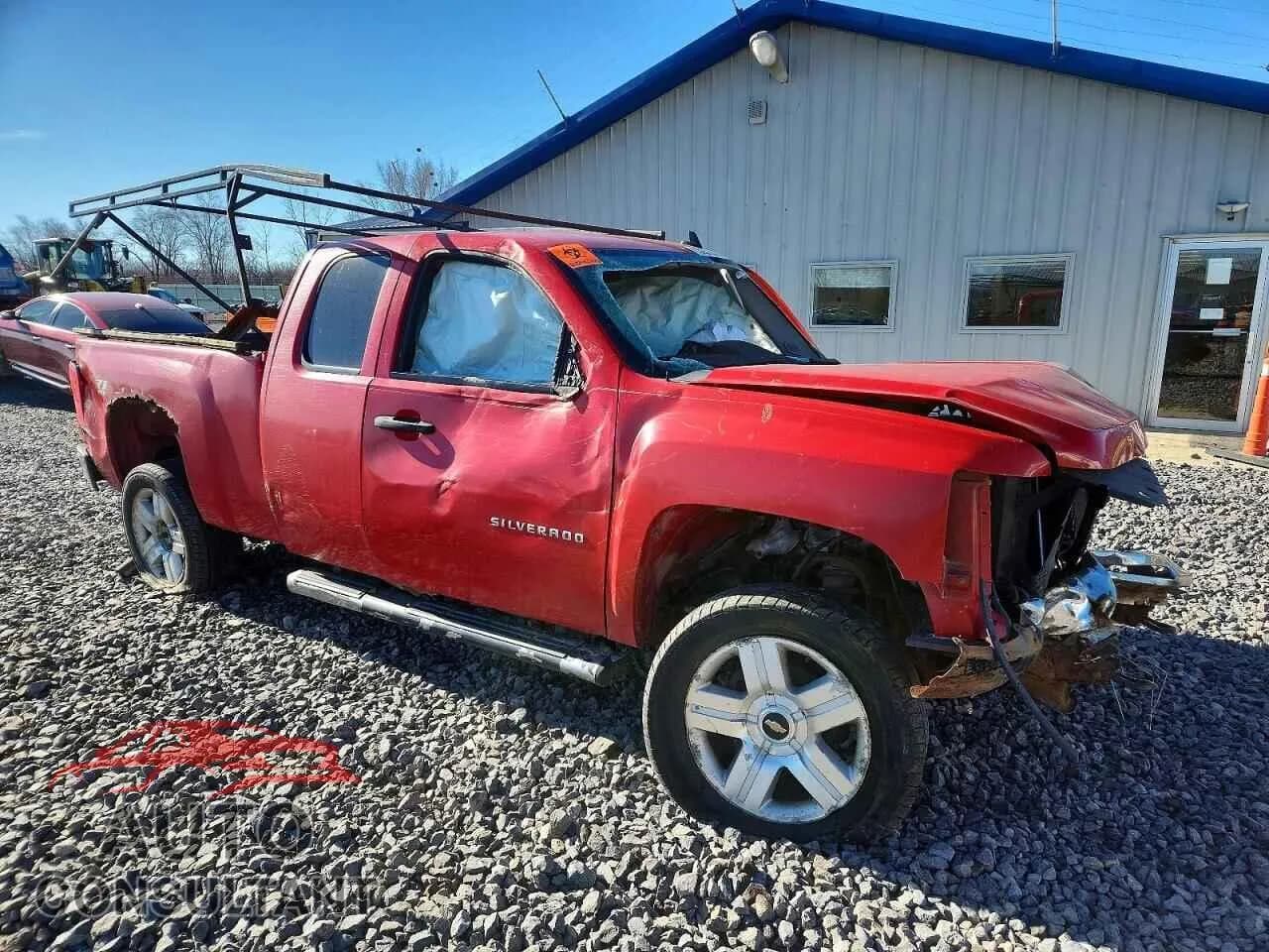 2011 CHEVROLET ALL Models Damaged VIN 1GCRKSE33BZ220652 – dashboard 2011 CHEVROLET ALL Models Damaged VIN 1GCRKSE33BZ220652 – dashboard