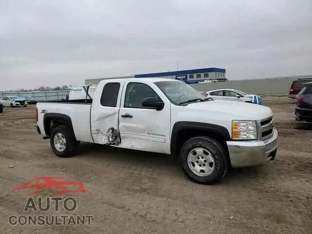 2013 CHEVROLET ALL Models Damaged VIN 1GCRKSE77DZ262313 – photo 13 2013 CHEVROLET ALL Models Damaged VIN 1GCRKSE77DZ262313 – photo 13