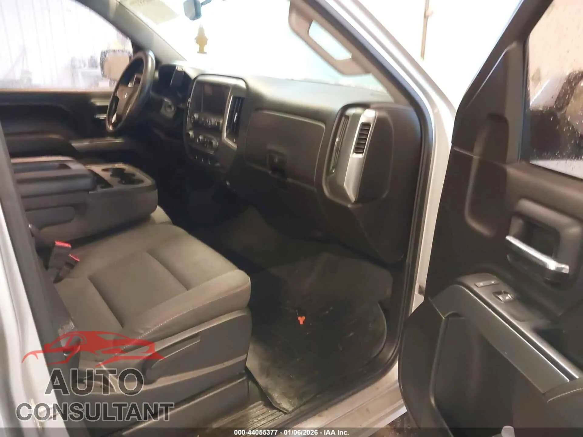 2014 CHEVROLET SILVERADO 1500 Damaged VIN 1GCVKREC1EZ109416 – interior seats 2014 CHEVROLET SILVERADO 1500 Damaged VIN 1GCVKREC1EZ109416 – interior seats