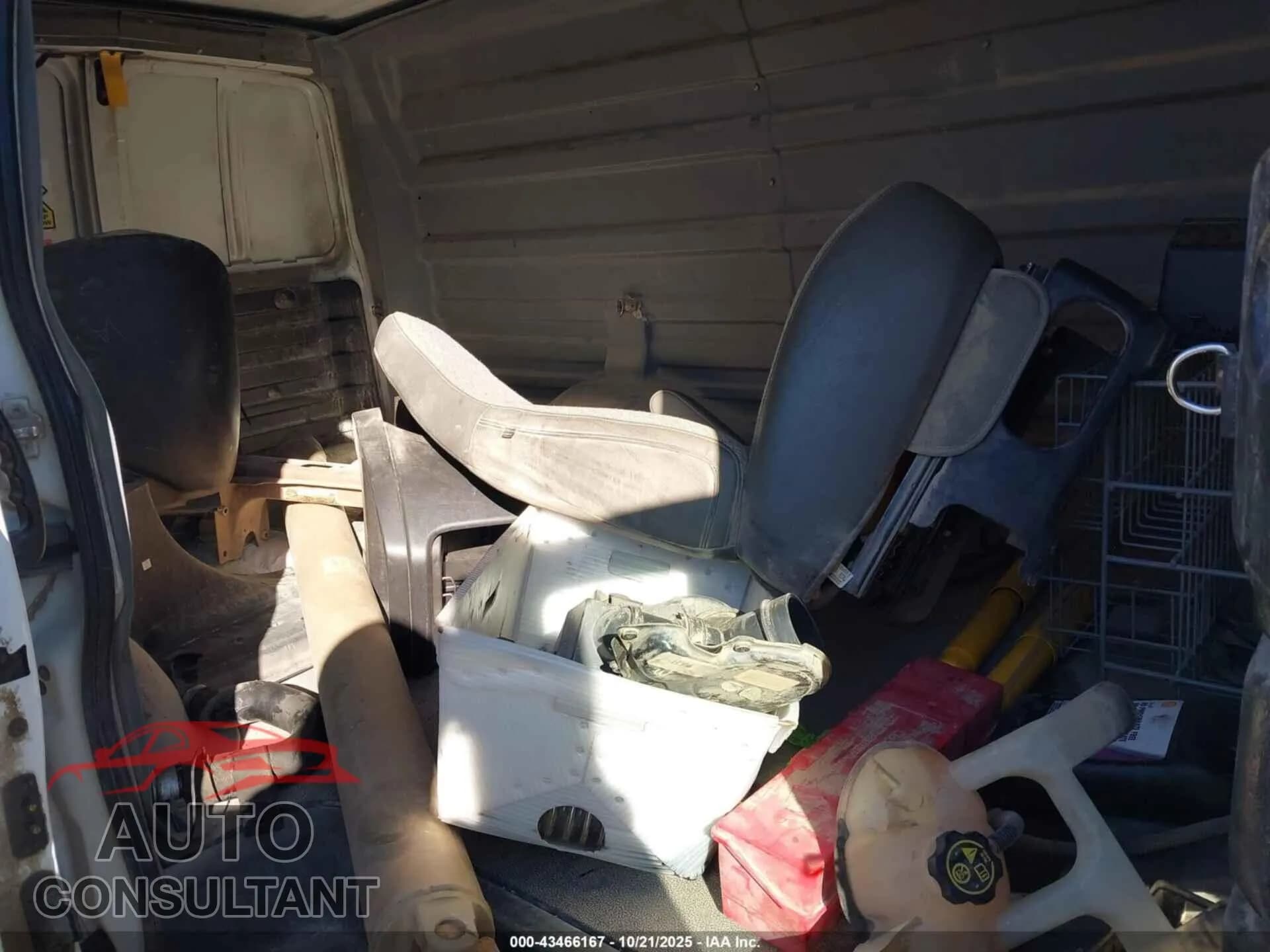 2019 CHEVROLET EXPRESS 2500 Damaged VIN 1GCWGAF12K1219325 – undercarriage 2019 CHEVROLET EXPRESS 2500 Damaged VIN 1GCWGAF12K1219325 – undercarriage