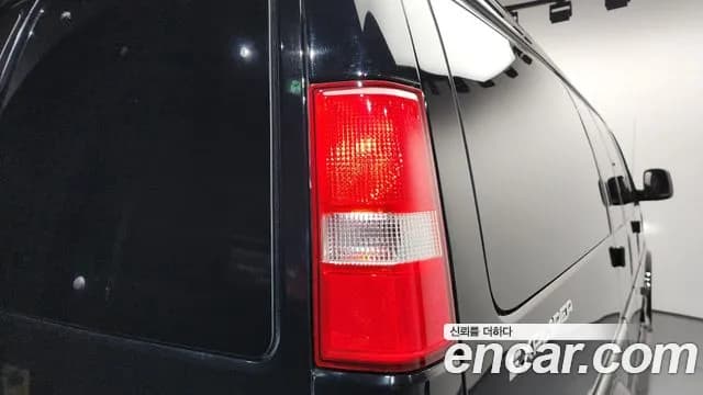 2018 Chevrolet Express Van 6.0 Sold VIN 1GCWGAFG0J1160521 – interior seats 2018 Chevrolet Express Van 6.0 Sold VIN 1GCWGAFG0J1160521 – interior seats