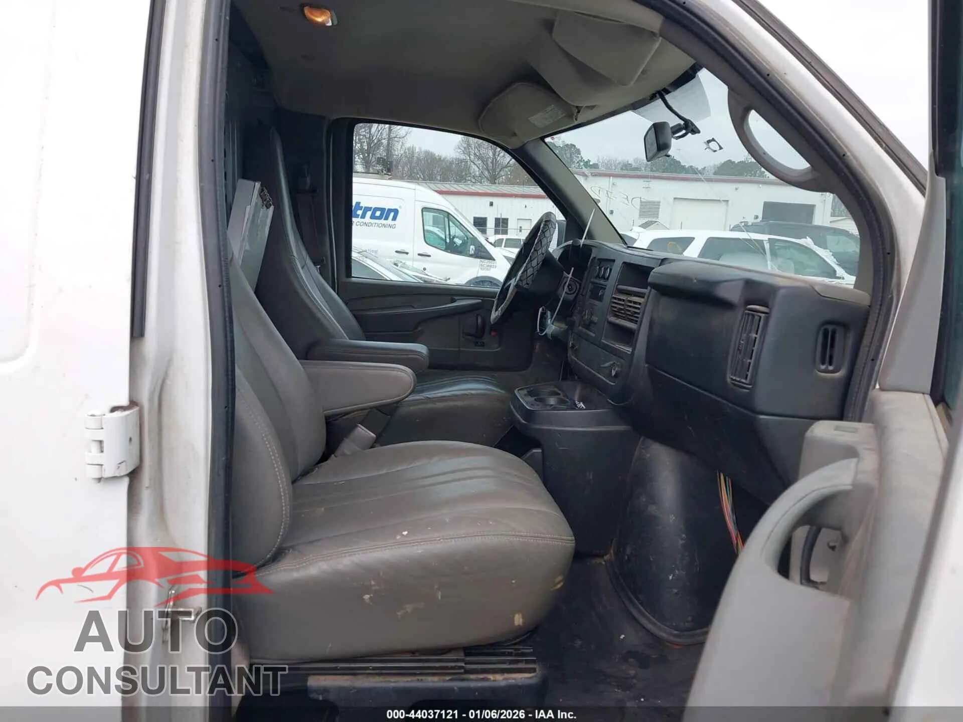 2014 CHEVROLET EXPRESS 2500 Damaged VIN 1GCWGFBA4E1209841 – interior seats 2014 CHEVROLET EXPRESS 2500 Damaged VIN 1GCWGFBA4E1209841 – interior seats
