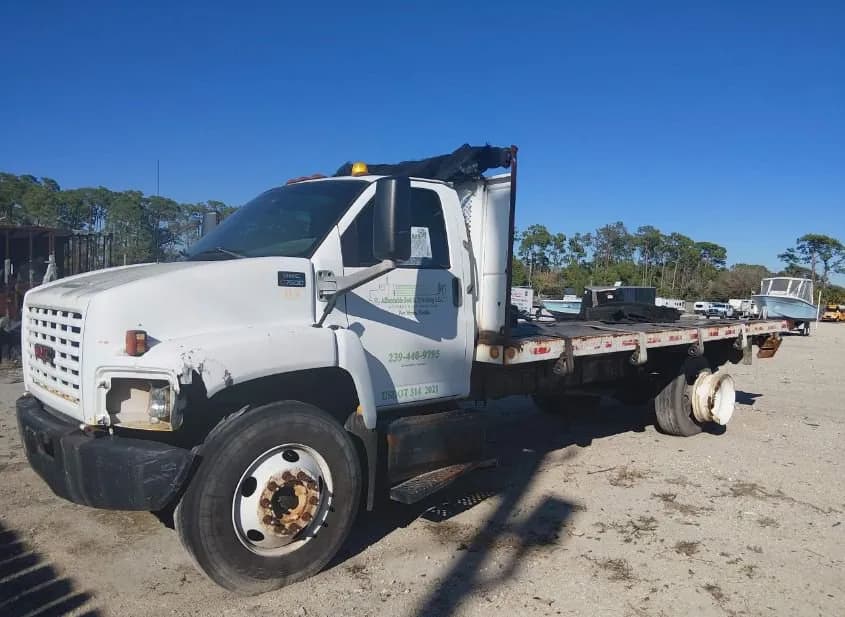 2005 GMC C7 Used VIN 1GDJ7C1C95F530431 – photo 13 2005 GMC C7 Used VIN 1GDJ7C1C95F530431 – photo 13