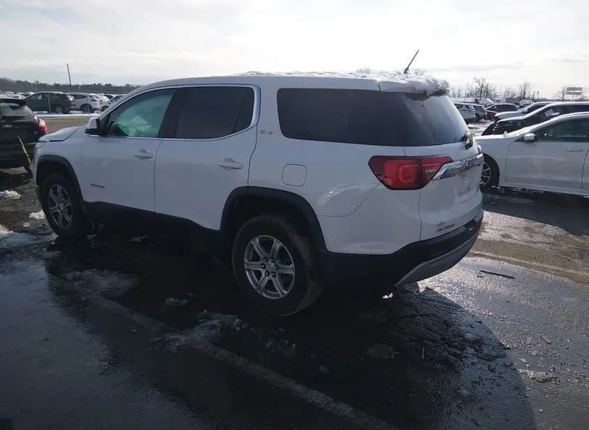 2018 GMC Acadia Used VIN 1GKKNRLAXJZ119761 – exterior detail 2018 GMC Acadia Used VIN 1GKKNRLAXJZ119761 – exterior detail