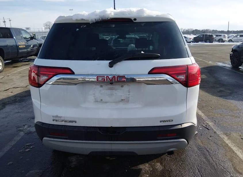 2018 GMC Acadia Used VIN 1GKKNRLAXJZ119761 – photo 15 2018 GMC Acadia Used VIN 1GKKNRLAXJZ119761 – photo 15