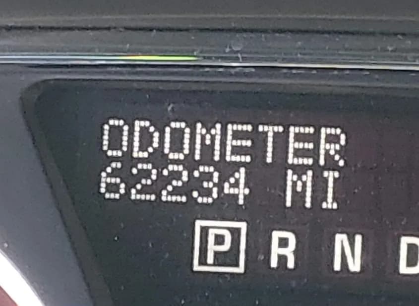 2013 GMC Acadia Used VIN 1GKKVPKD4DJ203982 – engine bay 2013 GMC Acadia Used VIN 1GKKVPKD4DJ203982 – engine bay