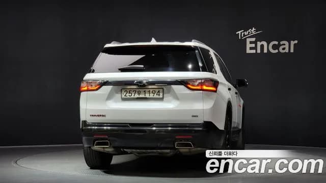 2020 Chevrolet Traverse 3.6 AWD Redline Sold VIN 1GNEV9KW6LJ203770 – interior seats 2020 Chevrolet Traverse 3.6 AWD Redline Sold VIN 1GNEV9KW6LJ203770 – interior seats