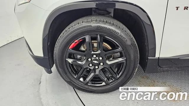 2020 Chevrolet Traverse 3.6 AWD Redline Sold VIN 1GNEV9KW6LJ234100 – exterior detail 2020 Chevrolet Traverse 3.6 AWD Redline Sold VIN 1GNEV9KW6LJ234100 – exterior detail