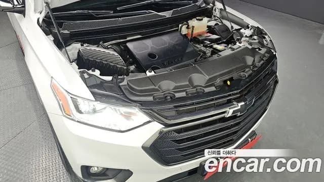 2021 Chevrolet Traverse 3.6 AWD Redline Sold VIN 1GNEV9KW6MJ199544 – interior seats 2021 Chevrolet Traverse 3.6 AWD Redline Sold VIN 1GNEV9KW6MJ199544 – interior seats