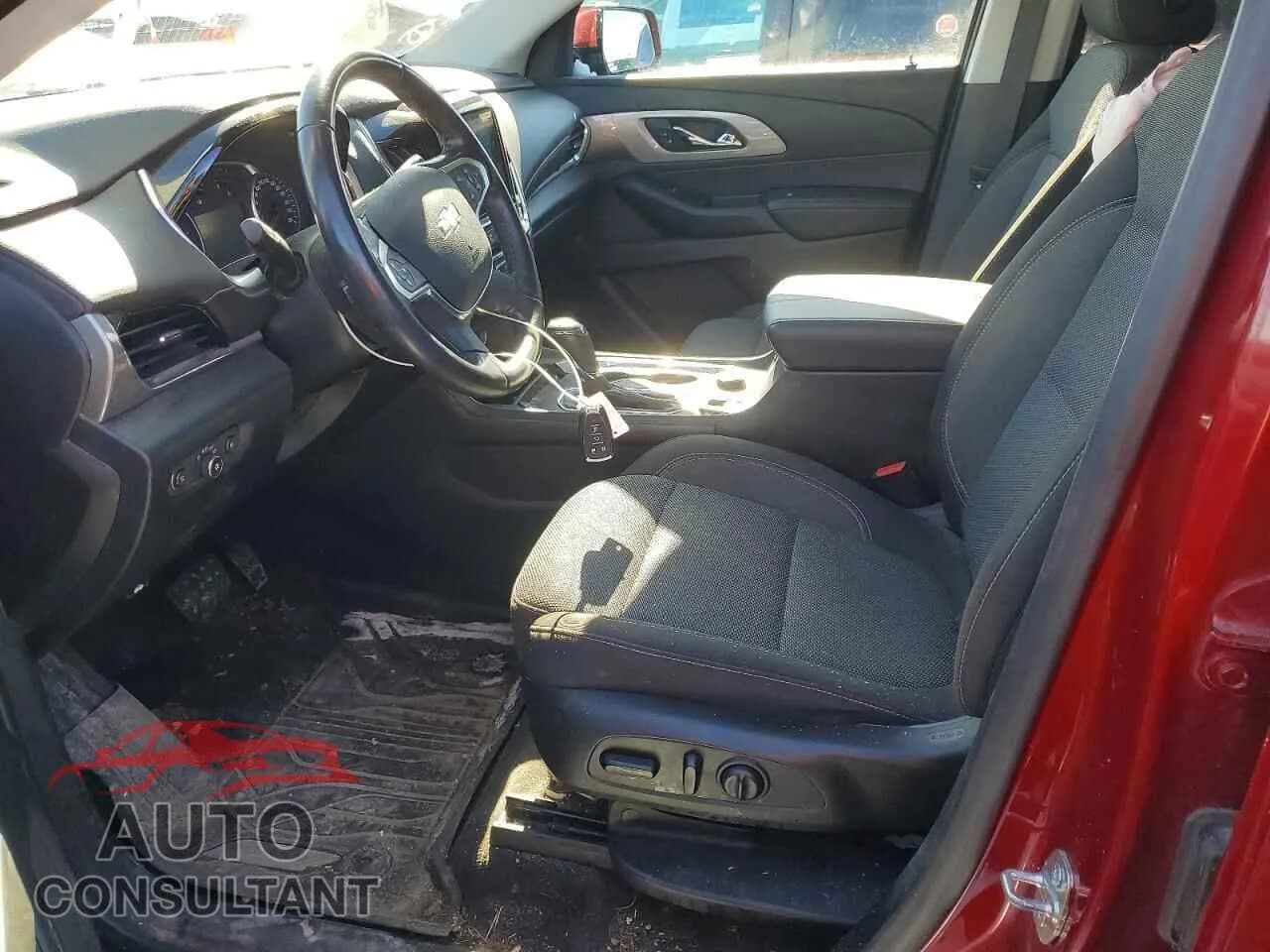 2020 CHEVROLET TRAVERSE Used VIN 1GNEVGKW0LJ230113 – exterior detail 2020 CHEVROLET TRAVERSE Used VIN 1GNEVGKW0LJ230113 – exterior detail