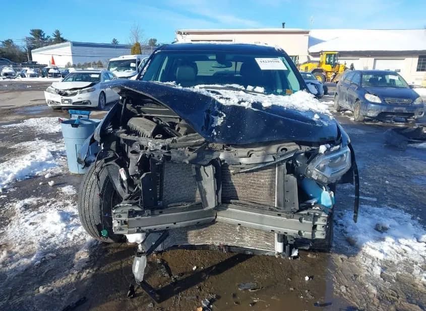 2020 CHEVROLET Traverse Used VIN 1GNEVHKW3LJ254850 – engine bay 2020 CHEVROLET Traverse Used VIN 1GNEVHKW3LJ254850 – engine bay