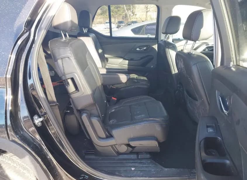 2020 CHEVROLET Traverse Used VIN 1GNEVHKW3LJ254850 – photo 11 2020 CHEVROLET Traverse Used VIN 1GNEVHKW3LJ254850 – photo 11