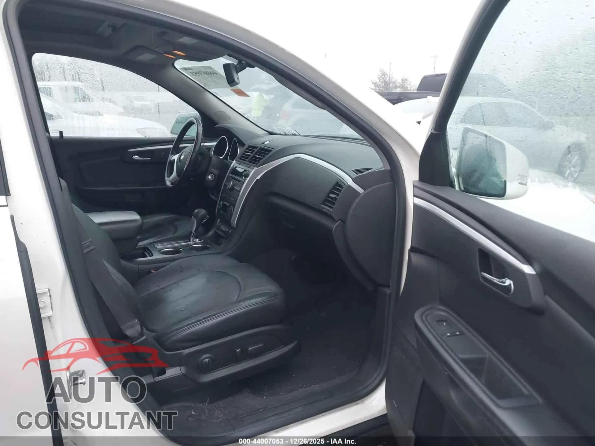 2011 CHEVROLET TRAVERSE Damaged VIN 1GNKRJED8BJ412705 – interior seats 2011 CHEVROLET TRAVERSE Damaged VIN 1GNKRJED8BJ412705 – interior seats