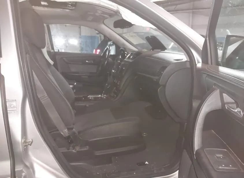 2013 CHEVROLET Traverse Used VIN 1GNKVJKDXDJ241264 – engine bay 2013 CHEVROLET Traverse Used VIN 1GNKVJKDXDJ241264 – engine bay