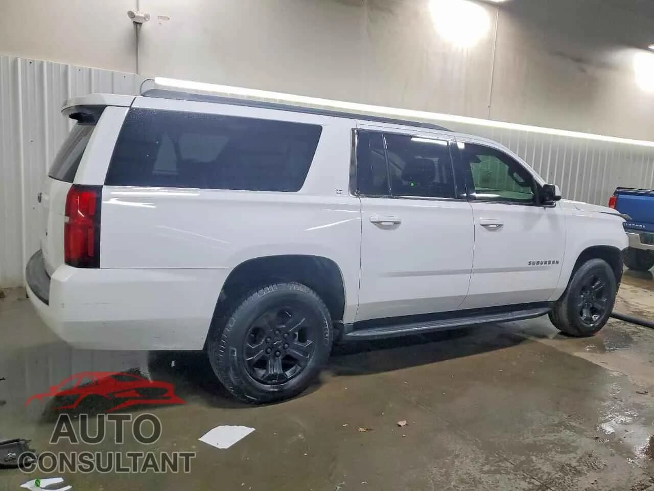 2017 CHEVROLET SUBURBAN Damaged VIN 1GNSCHKC6HR309203 – side profile 2017 CHEVROLET SUBURBAN Damaged VIN 1GNSCHKC6HR309203 – side profile