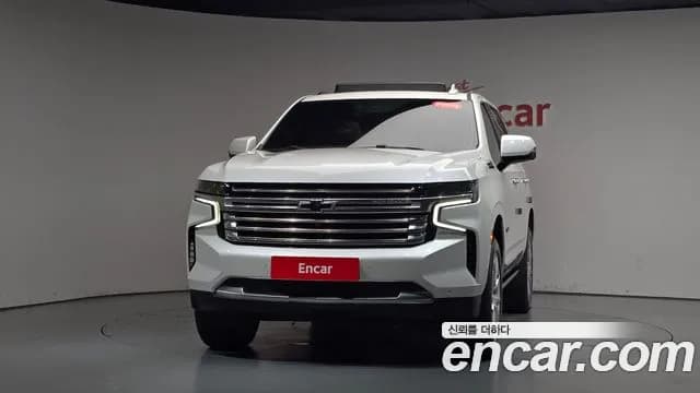 2022 Chevrolet Tahoe 6.2 Dark Knight 4WD Sold VIN 1GNSK8KL0NR275516 – interior seats 2022 Chevrolet Tahoe 6.2 Dark Knight 4WD Sold VIN 1GNSK8KL0NR275516 – interior seats