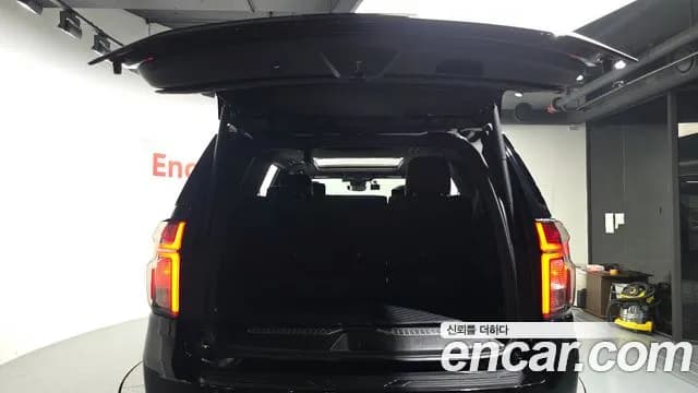 2023 Chevrolet Tahoe 6.2 Dark Knight 4WD Sold VIN 1GNSK8KL4PR180086 – photo 12 2023 Chevrolet Tahoe 6.2 Dark Knight 4WD Sold VIN 1GNSK8KL4PR180086 – photo 12