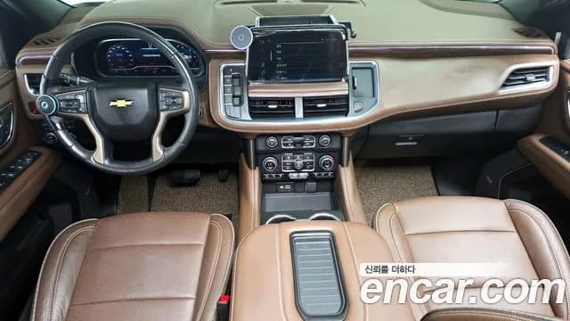 2023 Chevrolet Tahoe 6.2 Dark Knight 4WD Sold VIN 1GNSK8KL5PR142401 – interior seats 2023 Chevrolet Tahoe 6.2 Dark Knight 4WD Sold VIN 1GNSK8KL5PR142401 – interior seats