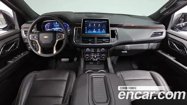 2023 Chevrolet Tahoe 6.2 Dark Knight 4WD Sold VIN 1GNSK8KL8PR181290 – interior seats 2023 Chevrolet Tahoe 6.2 Dark Knight 4WD Sold VIN 1GNSK8KL8PR181290 – interior seats