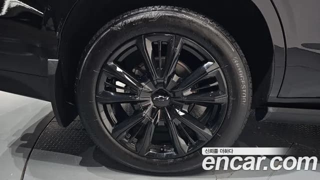 2023 Chevrolet Tahoe 6.2 Dark Knight 4WD Sold VIN 1GNSK8KL8PR181290 – photo 17 2023 Chevrolet Tahoe 6.2 Dark Knight 4WD Sold VIN 1GNSK8KL8PR181290 – photo 17