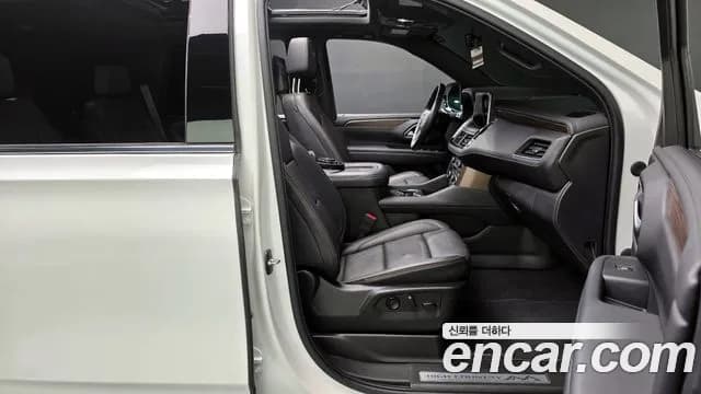 2022 Chevrolet Tahoe 6.2 Dark Knight 4WD Sold VIN 1GNSK8KLXNR282375 – photo 11 2022 Chevrolet Tahoe 6.2 Dark Knight 4WD Sold VIN 1GNSK8KLXNR282375 – photo 11