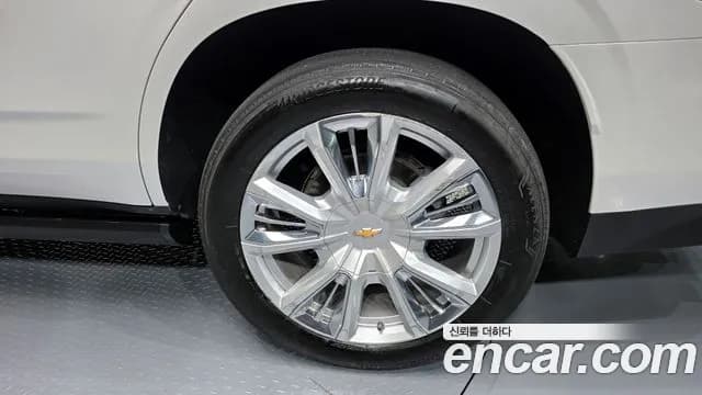 2022 Chevrolet Tahoe 6.2 Dark Knight 4WD Sold VIN 1GNSK8KLXNR282375 – photo 26 2022 Chevrolet Tahoe 6.2 Dark Knight 4WD Sold VIN 1GNSK8KLXNR282375 – photo 26