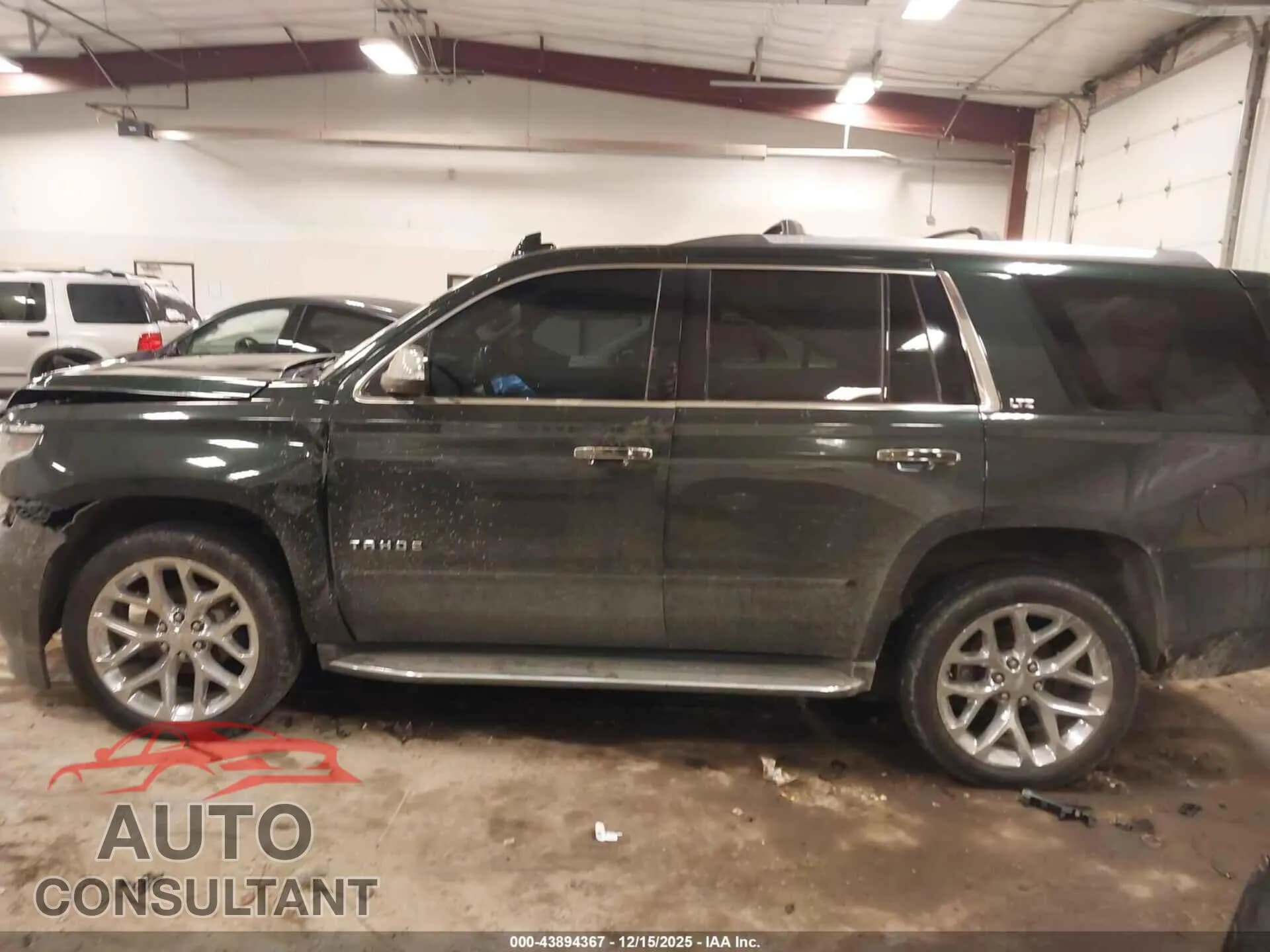 2016 CHEVROLET TAHOE Damaged VIN 1GNSKCKCXGR333458 – photo 14 2016 CHEVROLET TAHOE Damaged VIN 1GNSKCKCXGR333458 – photo 14
