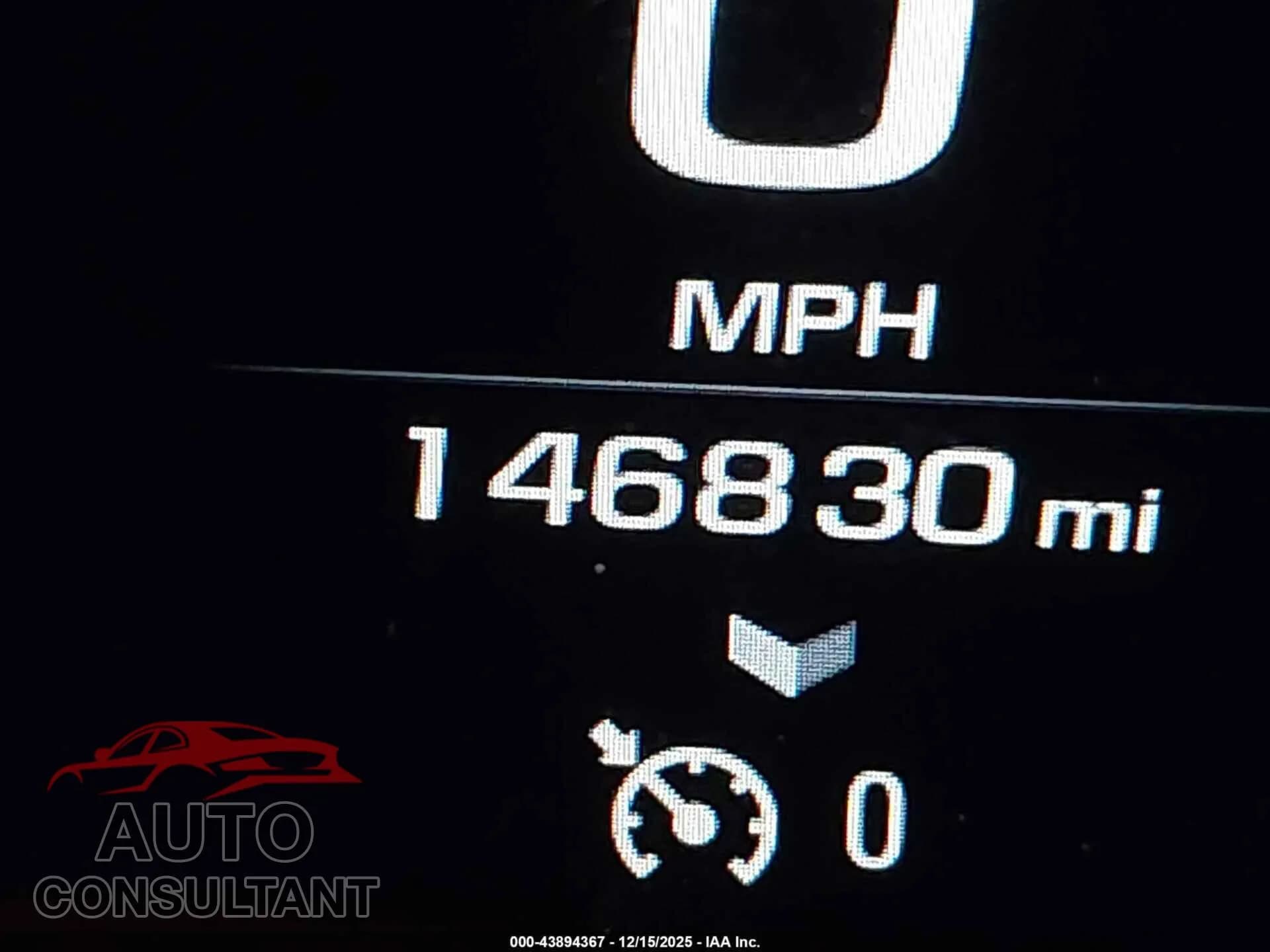 2016 CHEVROLET TAHOE Damaged VIN 1GNSKCKCXGR333458 – photo 15 2016 CHEVROLET TAHOE Damaged VIN 1GNSKCKCXGR333458 – photo 15