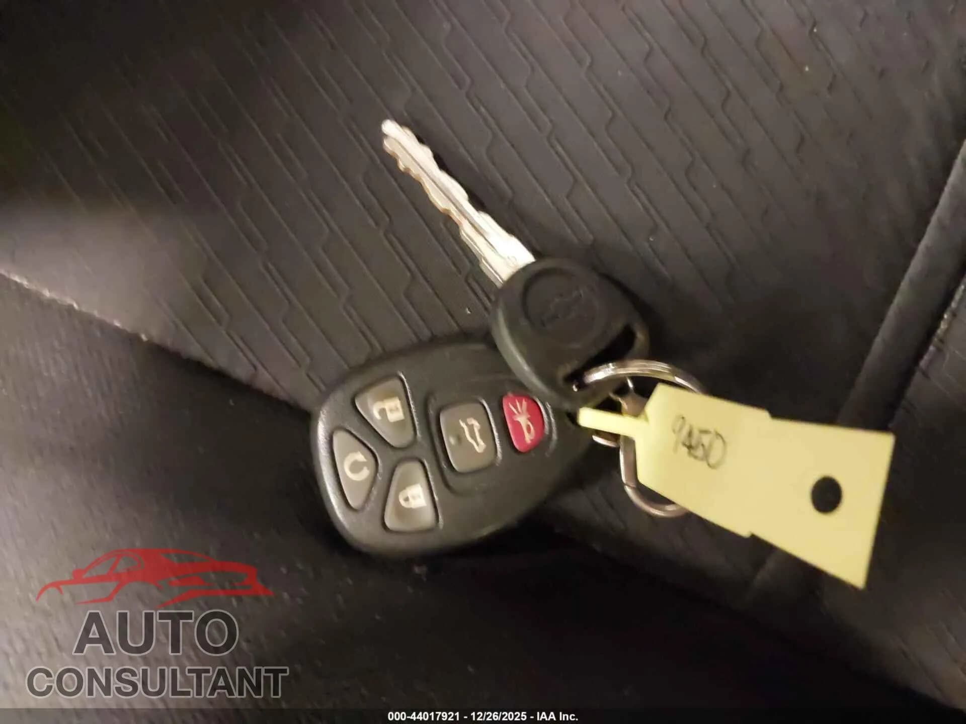 2011 CHEVROLET SUBURBAN 1500 Damaged VIN 1GNSKHE39BR238892 – photo 11 2011 CHEVROLET SUBURBAN 1500 Damaged VIN 1GNSKHE39BR238892 – photo 11