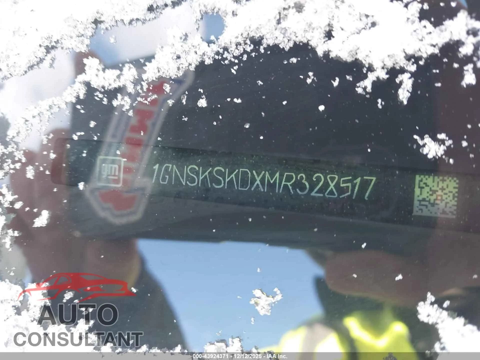 2021 CHEVROLET TAHOE Damaged VIN 1GNSKSKDXMR328517 – trunk area 2021 CHEVROLET TAHOE Damaged VIN 1GNSKSKDXMR328517 – trunk area