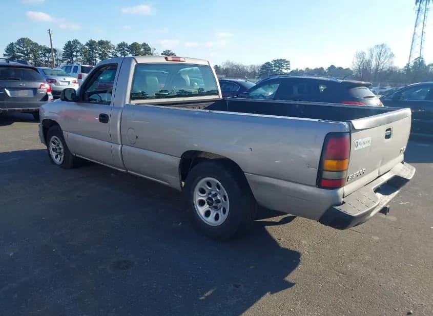 2005 GMC Sierra Used VIN 1GTEC14X35Z121019 – photo 11 2005 GMC Sierra Used VIN 1GTEC14X35Z121019 – photo 11