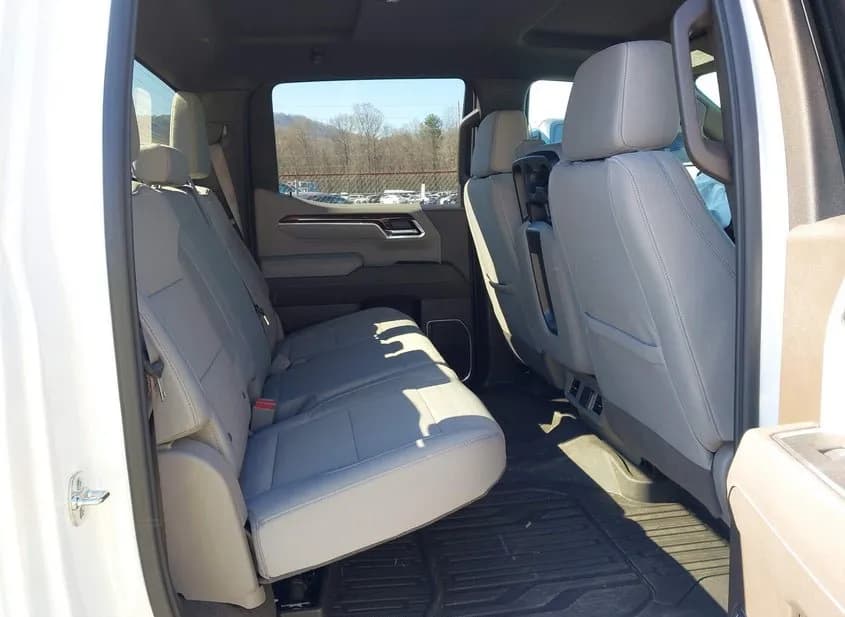 2026 GMC Sierra Used VIN 1GTPHBEK1TZ139471 – exterior detail 2026 GMC Sierra Used VIN 1GTPHBEK1TZ139471 – exterior detail