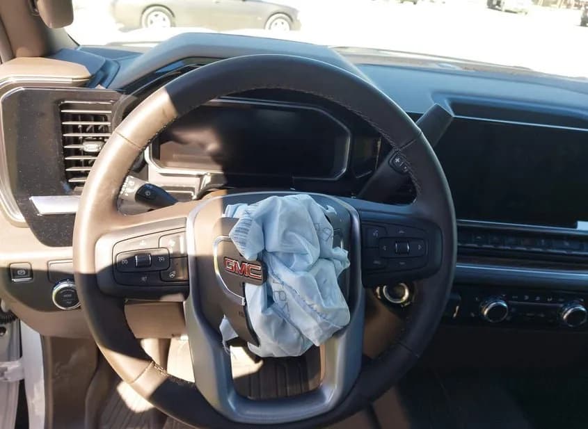 2026 GMC Sierra Used VIN 1GTPHBEK1TZ139471 – photo 16 2026 GMC Sierra Used VIN 1GTPHBEK1TZ139471 – photo 16